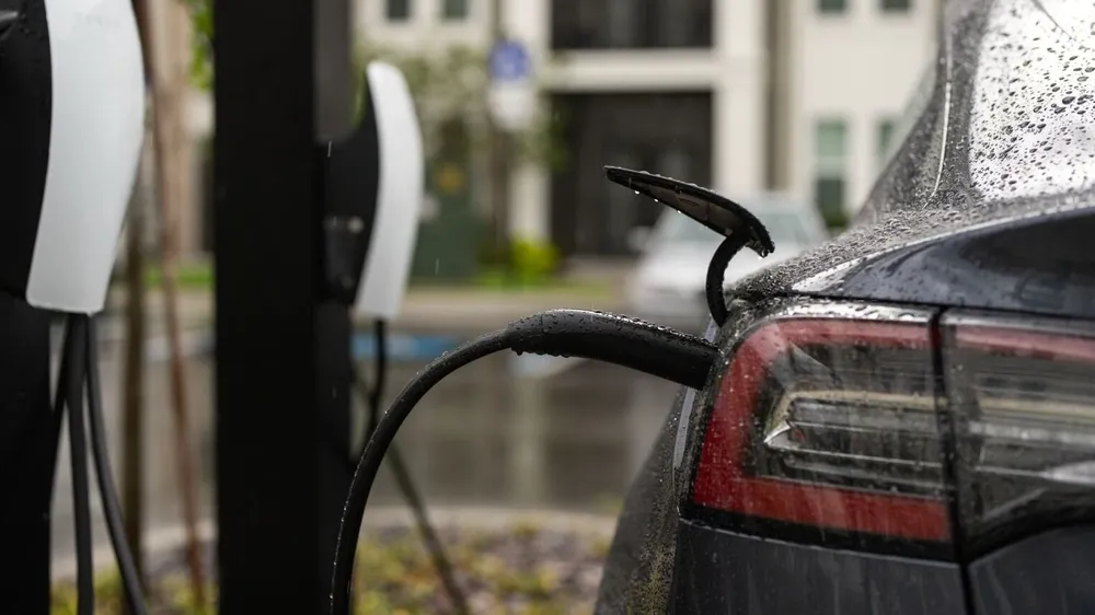 Küresel Rekabetin Yeni Cephesi: Elektrikli Araçlar