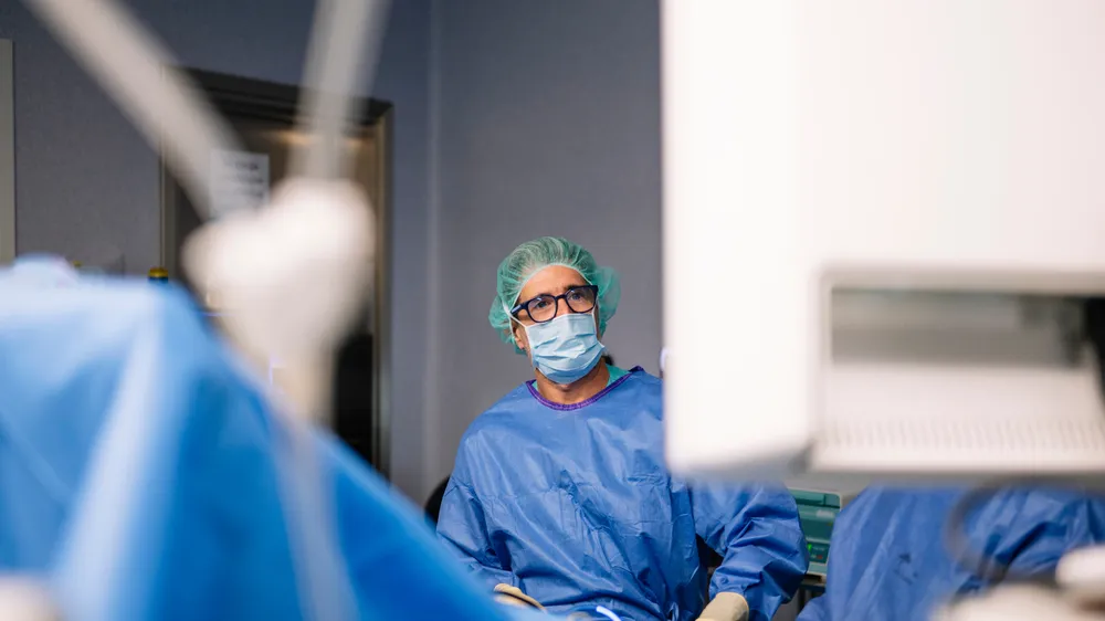 Research suggests doctors might quickly become dependent on AI