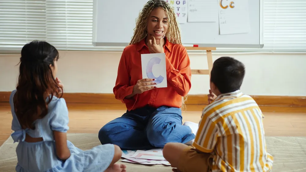 Oracy-Focused Teaching in England Boosts the Success of Multilingual Learners