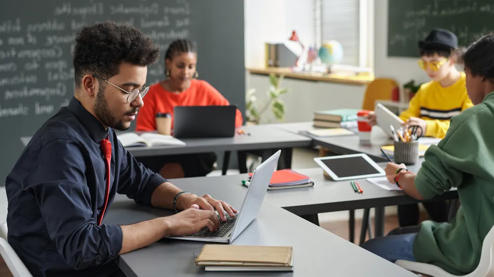 Washington’da Lise Mezuniyet Şartlarını Yenilemeye Hazırlanıyor