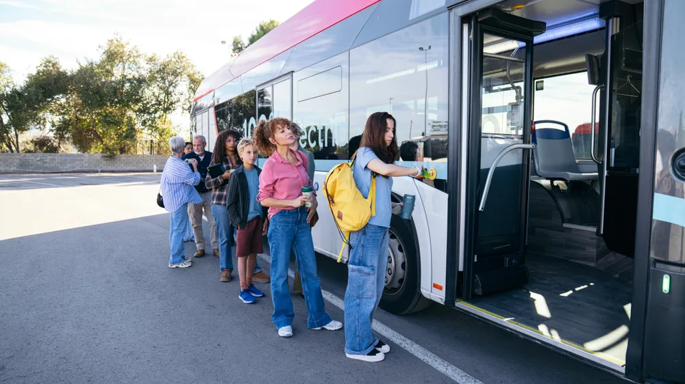 UAE Sets Time Limit on School Transport