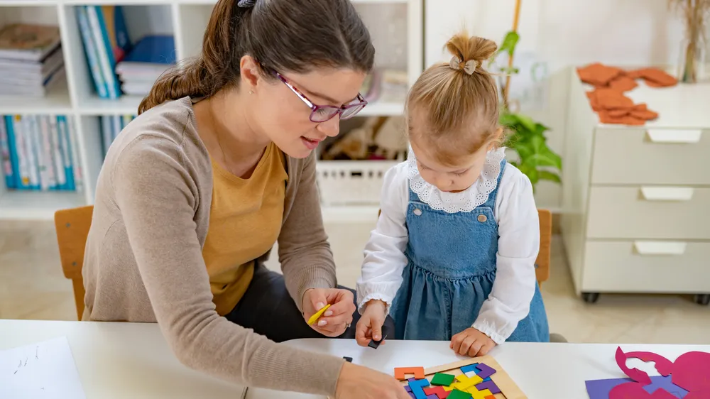 Okul Öncesi ve İlkokul Öğretmenlerinin Perspektifinden Nöroeğitim İlkelerinin Uygulanmasını Kolaylaştıran veya Engelleyen Faktörler