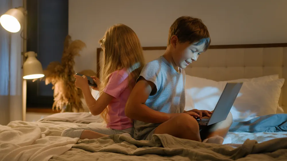 Indonesia Calls for Stronger Protection Against Online Gambling Risks for Children