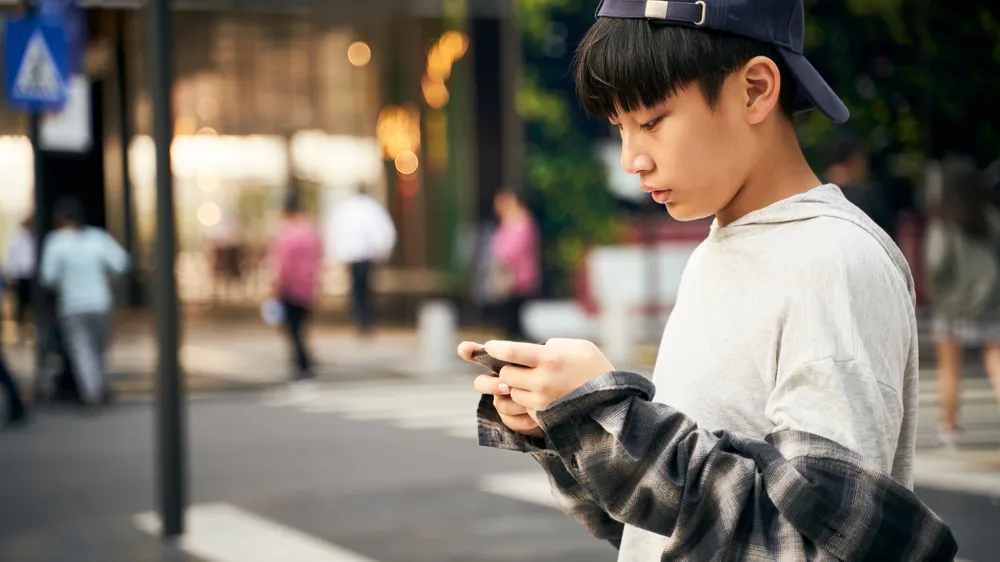 Güney Kore’de Okullarda Akıllı Telefon Kısıtlamaları Genişletiliyor