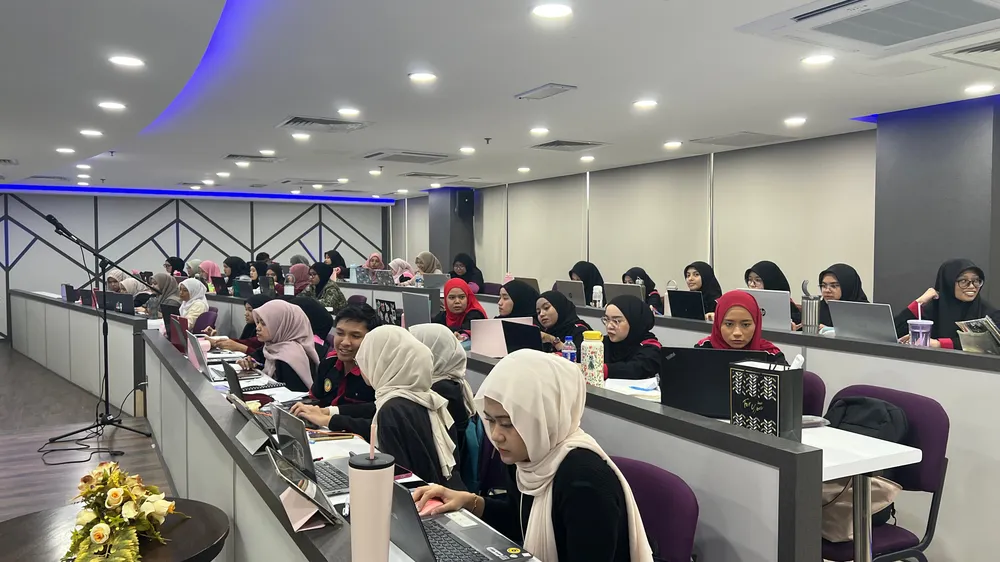 Malezya Üniversite Yasasını Öğrenci Özgürlükleri Talebiyle Kaldırıyor