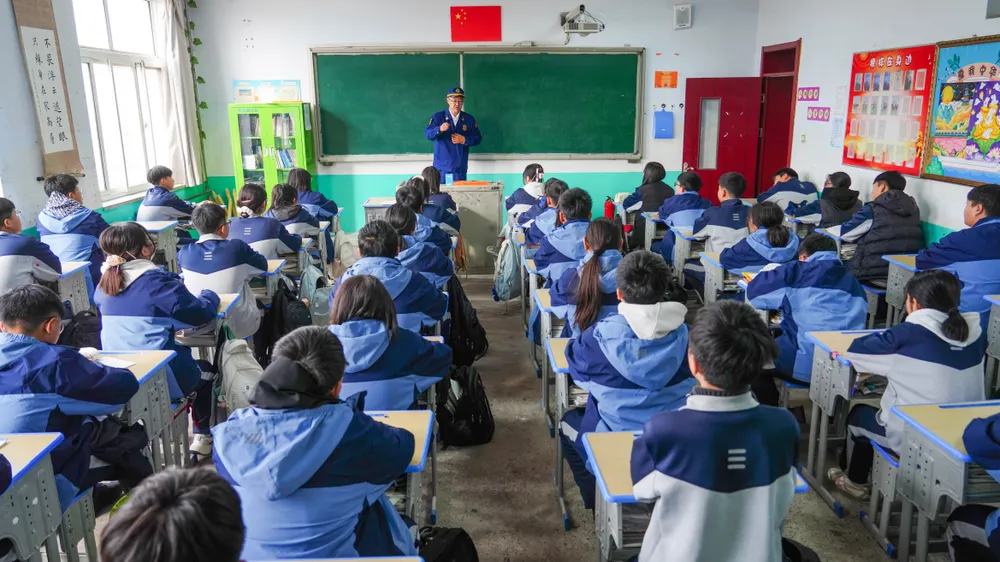Çin’de Öğrencilere “Dönem Boyunca Tek Tuvalet Molası” Hakkı Tartışılıyor