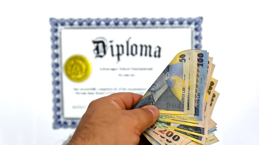 İtibar Artırma Vaadiyle İnternet Üzerinden Fahri Doktora Diplomaları Satılıyor