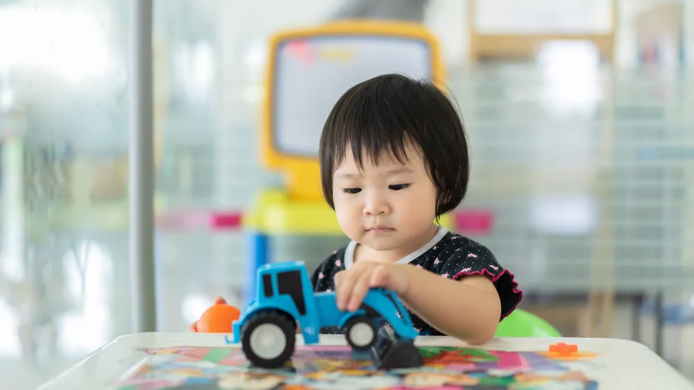 Falling Birth Rates Force Kindergarten Closures in Hong Kong