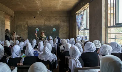 Afganistan’da Milyonlarca Çocuk Okuma Yazma Öğrenemiyor