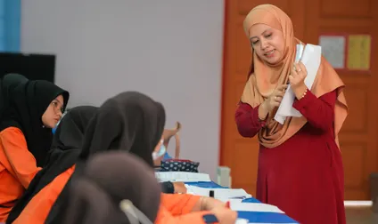 Malezya’da “İki Öğretmen, Bir Sınıf” Dönemi