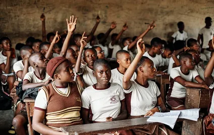 Uganda’da Hami̇le Kızların ve Genç Anneleri̇n Okula Yeni̇den Başlamasının Sağlanması