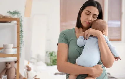 Mesleki Özerklik, Ücretli Doğum İzni ve Annelerin Doğumdan Sonra İşe Dönüşü