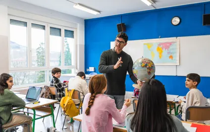 Avusturya Liselerinde Latince Azalıyor, Medya ve Yapay Zekâ Geliyor