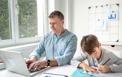 Evden Çalışan Ebeveynlerde Yaşam ve İş-Yaşam Dengesi Memnuniyeti: Çalışma Süresi ve Çocuk Bakımı Sorumluluklarının Rolü