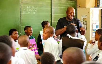 Teachers in Nigeria’s Capital Territory Launch Indefinite Strike