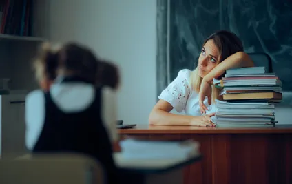 Batı Balkanlar’da Öğretmenlerin Meslekten Ayrılma Eğilimi Yükseliyor